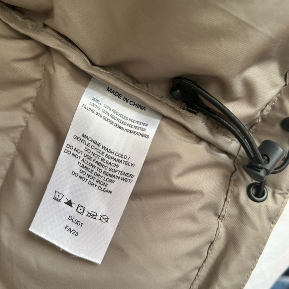 QUINCE Responsible Down Puffer Jacket Size: XS Taupe - NWOT Heavy Long Warm Luxe - Picture 11 of 15
